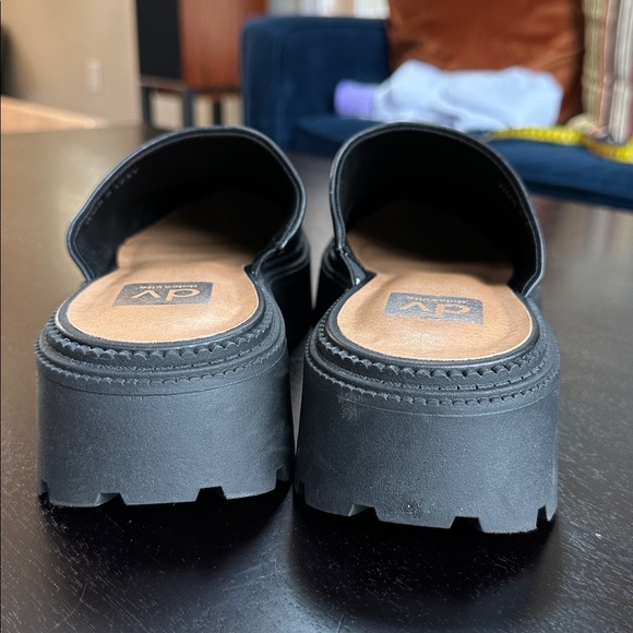 DV Dolce Vita Women's Slip On Lug “Lexy” Black Faux Leather Shoe - Picture 7 of 9